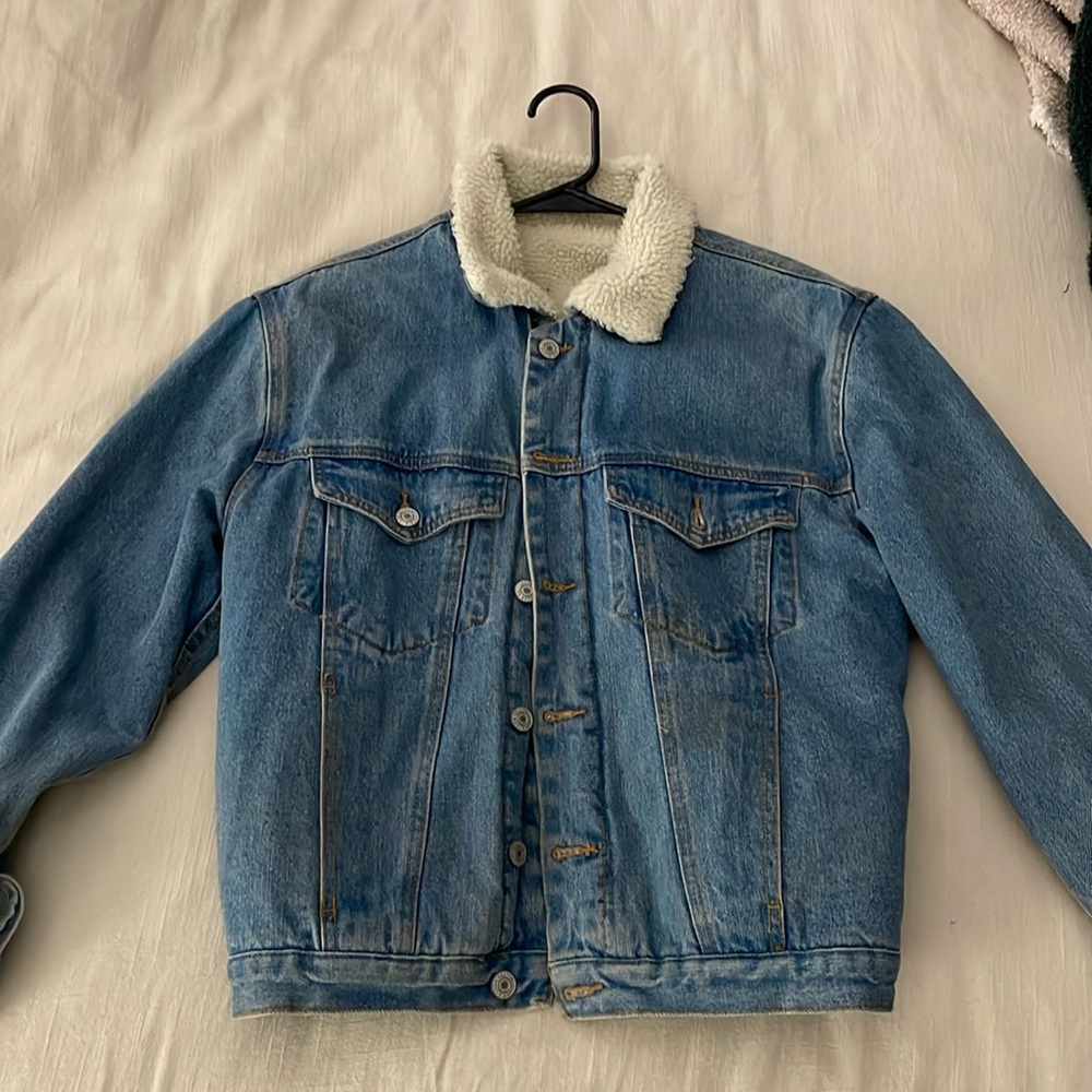 Brandy Melville fur lined denim jacket